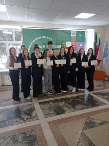 Вручены свидетельства с присвоением первой профессии «Овощевод»